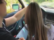 18-летняя москвичка минетит и трахается в авто
